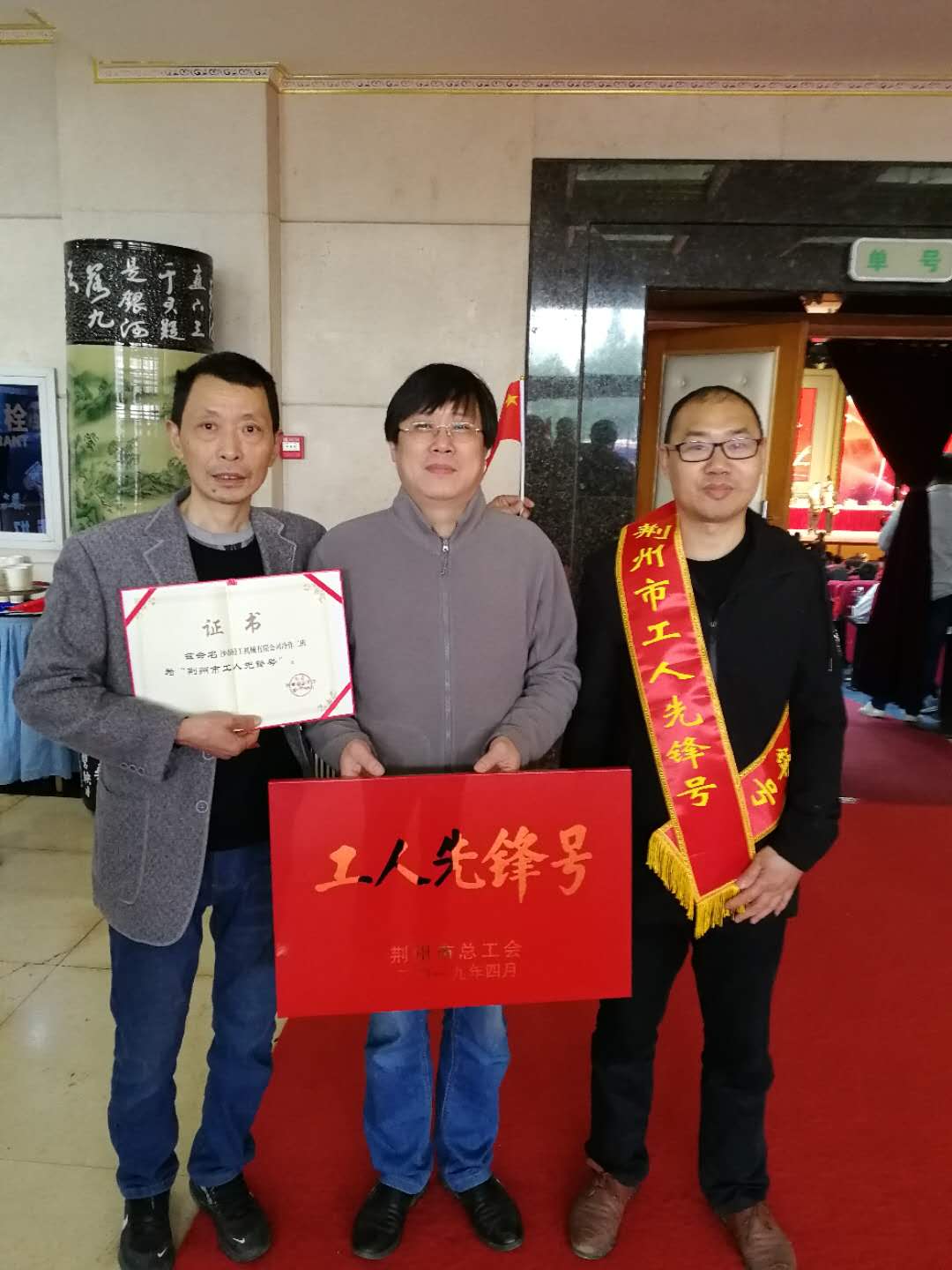 ����ף�ؼӹ����䳵�����顢�ۺϳ�����������ֱ��ٻ����ʡ�������ȷ�š��������С������ȷ�š������ƺ�